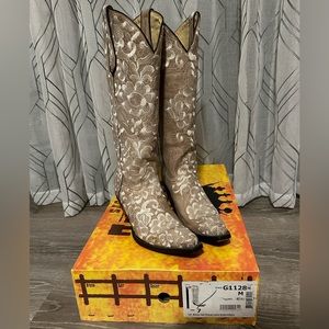Corral G1128 Bone Lace Floral Embroidery Wedding Tall Size 7 Women’s Cowboy Boot